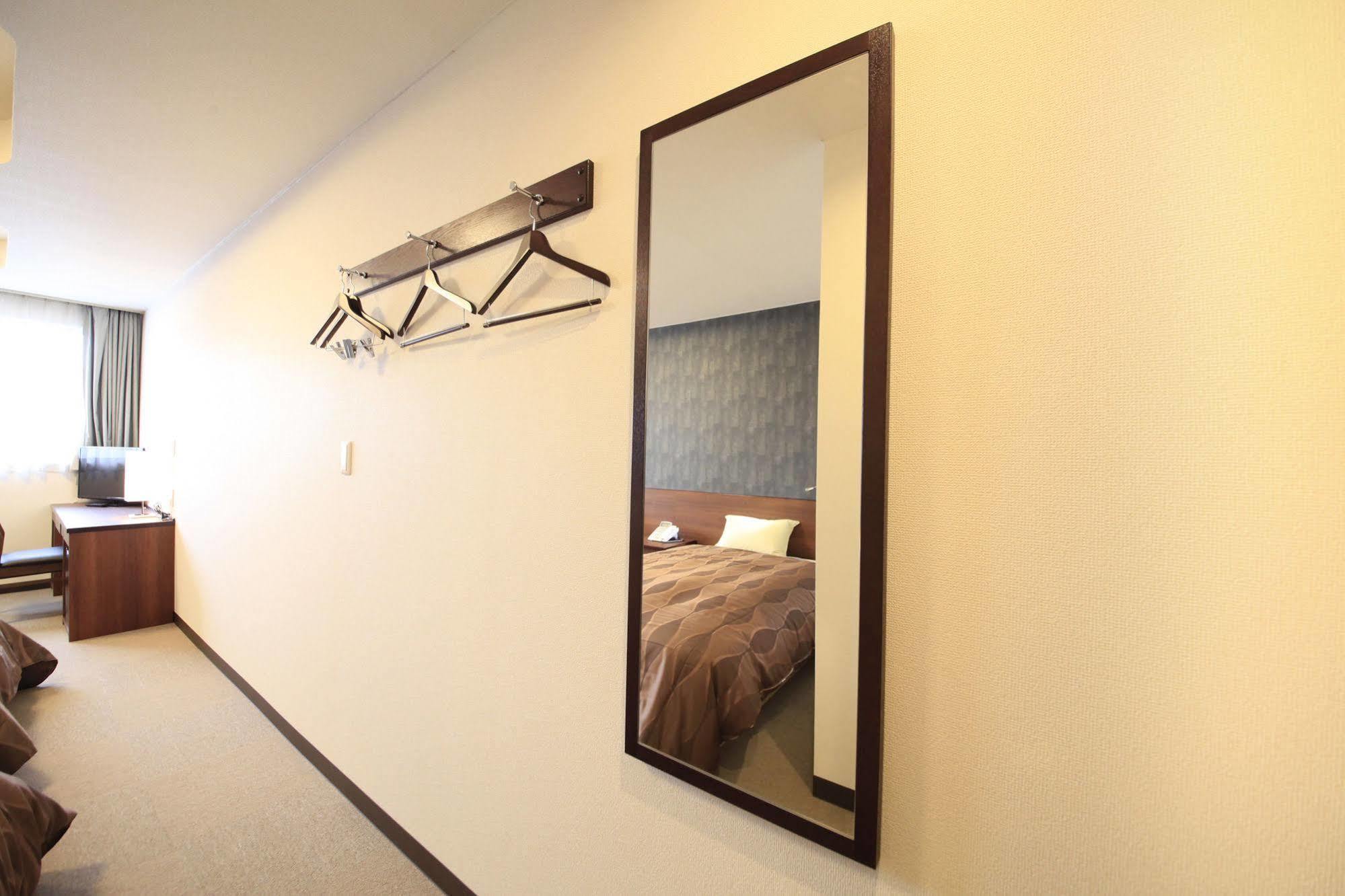Hotel Togariishi Тіно Екстер'єр фото