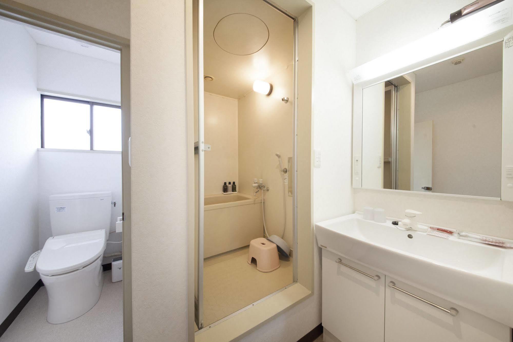 Hotel Togariishi Тіно Екстер'єр фото