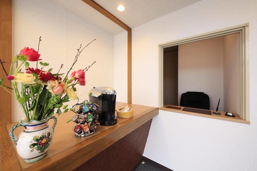 Hotel Togariishi Тіно Екстер'єр фото